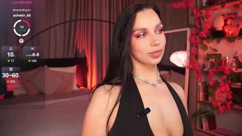 Snapshot of lunanight_ chatting on September 9, 2025, 8:30 pm Luna next streams Mon Fri Sat Sun 8pm-5am gmt0 online show from September 9, 2025, 8:30 pm