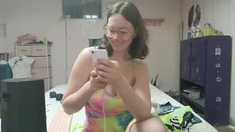 Snapshot of lunaquinn45 chatting on February 17, 2025, 2:31 am lunaquinn45 online show from February 17, 2025, 2:31 am
