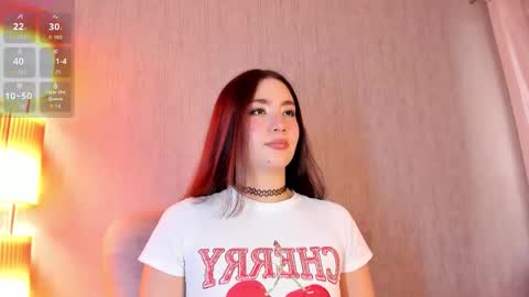 Luna  online show from March 7, 2026, 5:43 pm