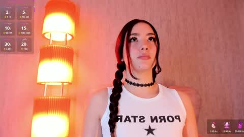 Luna  online show from April 15, 2026, 7:58 pm