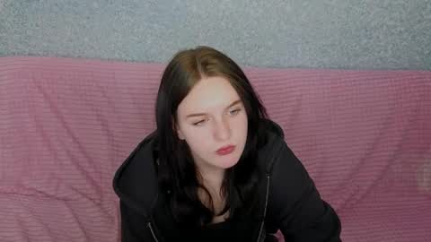 Valeria online show from April 16, 2026, 7:58 pm