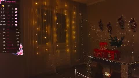 Kelly online show from December 19, 2025, 2:57 pm