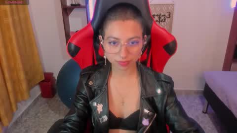 lunarichy online show from October 14, 2025, 7:03 pm