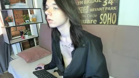 Matthew online show from May 22, 2026, 7:37 am