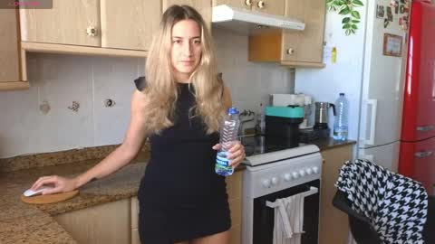  Luna online show from April 3, 2026, 11:41 am