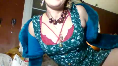 lunasecretadmirer online show from March 3, 2026, 7:36 am