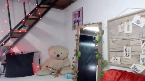 luna online show from October 24, 2025, 5:48 am