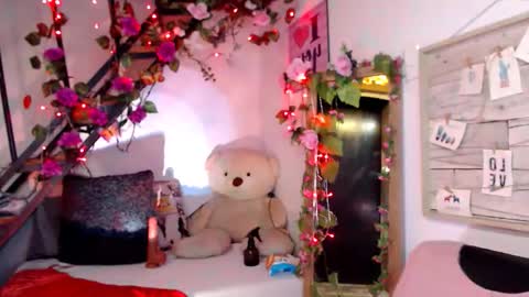 luna online show from March 19, 2026, 8:07 am