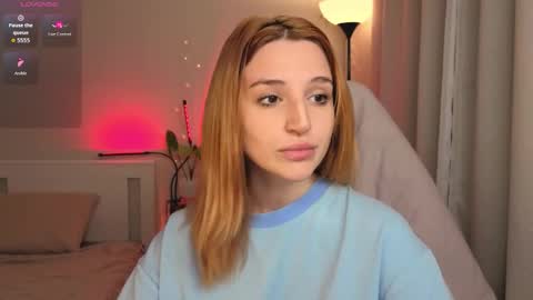 Kate online show from October 16, 2025, 4:19 pm