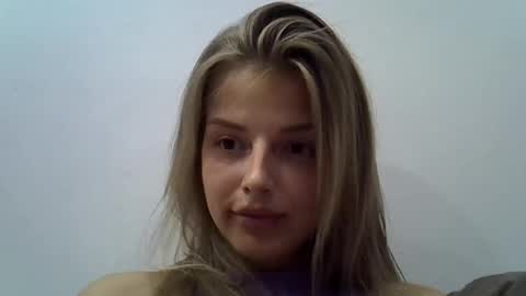 Snapshot of lunav7 chatting on September 27, 2025, 8:36 pm Luna online show from September 27, 2025, 8:36 pm
