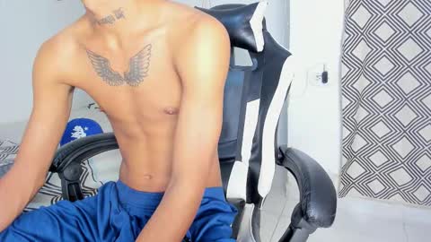 Snapshot of lunay_bigcock420 chatting on October 22, 2025, 8:58 am lunay_bigcock420 online show from October 22, 2025, 8:58 am