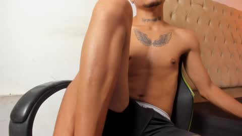 Snapshot of lunay_bigcock420 chatting on November 15, 2025, 8:11 am lunay_bigcock420 online show from November 15, 2025, 8:11 am