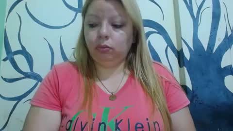 lunay_hot online show from July 8, 2026, 11:26 am