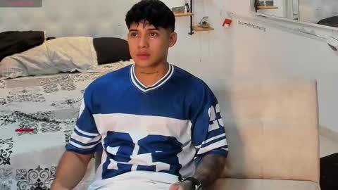Snapshot of lunay_xtreemboy chatting on September 11, 2025, 2:11 am Lunay online show from September 11, 2025, 2:11 am
