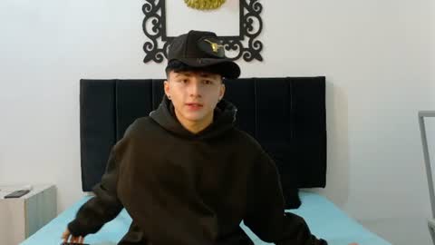 lunaydream online show from June 15, 2026, 11:45 am