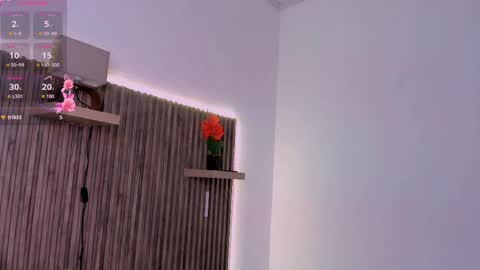 Lunita online show from March 31, 2026, 3:01 pm