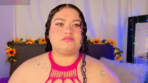 L U N I T A  online show from January 13, 2026, 3:34 am