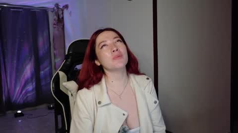 Snapshot of lunnaa1_ chatting on October 26, 2025, 1:22 am Luna online show from October 26, 2025, 1:22 am