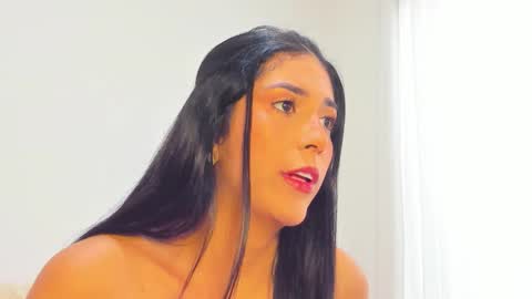     online show from November 28, 2025, 1:25 pm