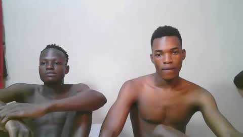 luoislove online show from April 8, 2026, 8:31 pm