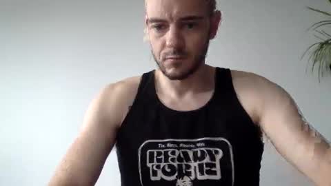 Lupine online show from October 15, 2025, 8:25 am