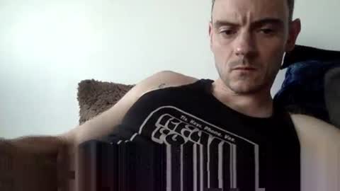 Lupine online show from November 17, 2025, 3:51 pm