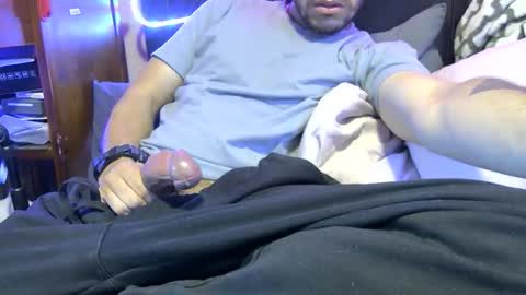 lurkus online show from May 19, 2026, 7:42 pm