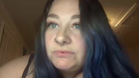 Luscious Lynn online show from November 12, 2025, 3:18 am