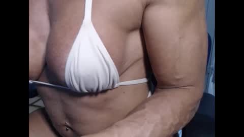 Snapshot of lusexyhot chatting on January 11, 2025, 1:59 am lusexyhot online show from January 11, 2025, 1:59 am