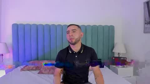 Lushian And Luna online show from April 4, 2026, 3:53 pm