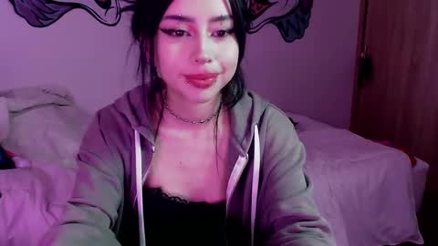 Snapshot of lustful_aprilx chatting on December 6, 2024, 12:56 am Valerie  April   online show from December 6, 2024, 12:56 am