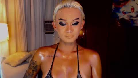 AdriannaFowks online show from June 5, 2026, 4:13 pm