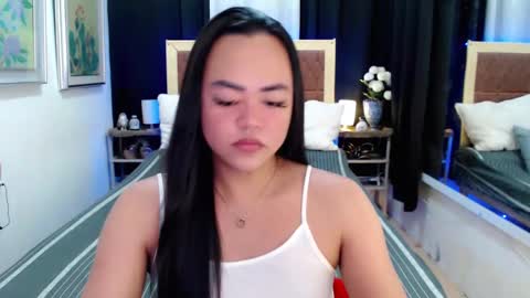 Snapshot of lustfuloffendertrina chatting on January 21, 2025, 6:54 am Trina online show from January 21, 2025, 6:54 am