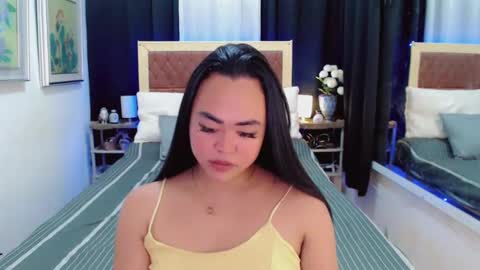 Snapshot of lustfuloffendertrina chatting on January 24, 2025, 10:43 am Trina online show from January 24, 2025, 10:43 am