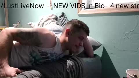 Snapshot of lustlivenow chatting on November 9, 2025, 11:03 pm GUY --- GIRL online show from November 9, 2025, 11:03 pm