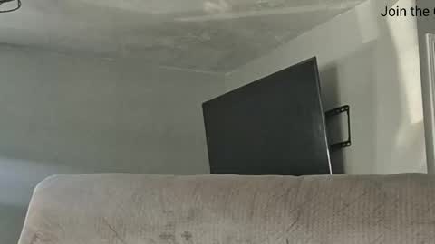 Snapshot of lustlivenow chatting on February 19, 2026, 9:44 pm GUY --- GIRL online show from February 19, 2026, 9:44 pm