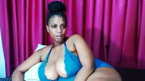 Snapshot of lustydesirex chatting on December 4, 2024, 8:18 pm lustydesirex online show from December 4, 2024, 8:18 pm