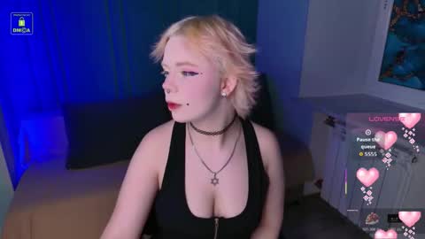 Snapshot of lustyempress chatting on October 30, 2025, 3:35 pm SALLY online show from October 30, 2025, 3:35 pm