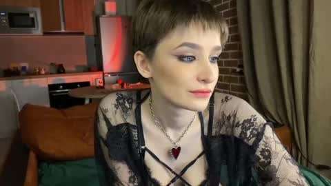 Luy online show from February 12, 2025, 11:20 pm