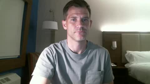 Snapshot of luvalonsix chatting on September 20, 2025, 1:06 am luvalonsix online show from September 20, 2025, 1:06 am
