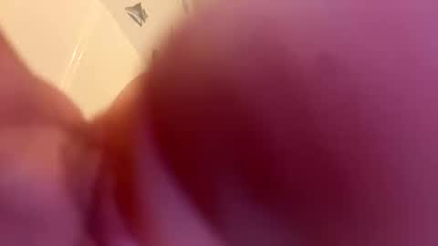 luveatinpussy8 online show from January 16, 2026, 7:23 am