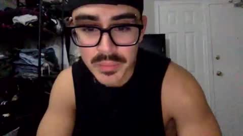 luvrboy77 online show from June 10, 2026, 6:23 am