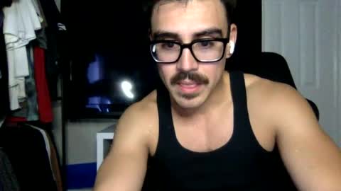 luvrboy77 online show from July 3, 2026, 5:14 am