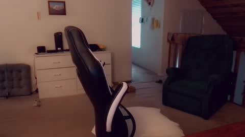 Britney online show from February 20, 2025, 10:15 pm