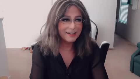 Britney online show from October 17, 2025, 5:04 pm