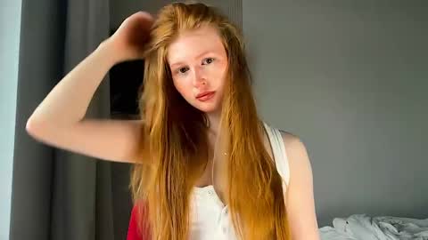 lux_angel online show from May 29, 2026, 12:41 am