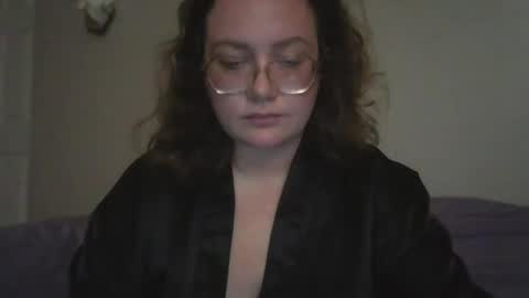 Snapshot of lux_anne chatting on October 8, 2025, 3:15 am Lux anne online show from October 8, 2025, 3:15 am