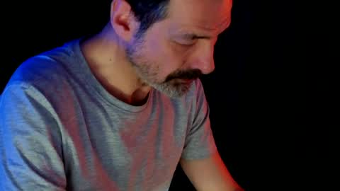 Im a   -  CAMGUY YOU  LIKE to FUCK online show from April 2, 2026, 8:39 pm