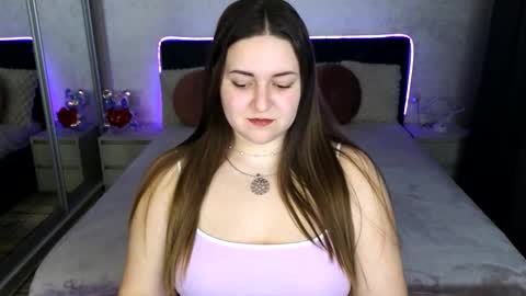 Snapshot of lux_lizz chatting on March 1, 2026, 8:33 pm lux_lizz online show from March 1, 2026, 8:33 pm