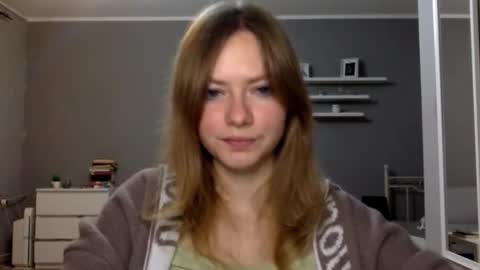 Snapshot of lux_millie chatting on November 15, 2025, 3:52 pm Millie online show from November 15, 2025, 3:52 pm